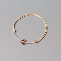 Амулет с елемент Swarovski Сърце Blush Rose и бежова корда