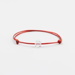 Гривна с червен конец и детелина Swarovski elements Crystal