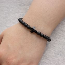Черна гривна с кръст Swarovski elements и камък Оникс