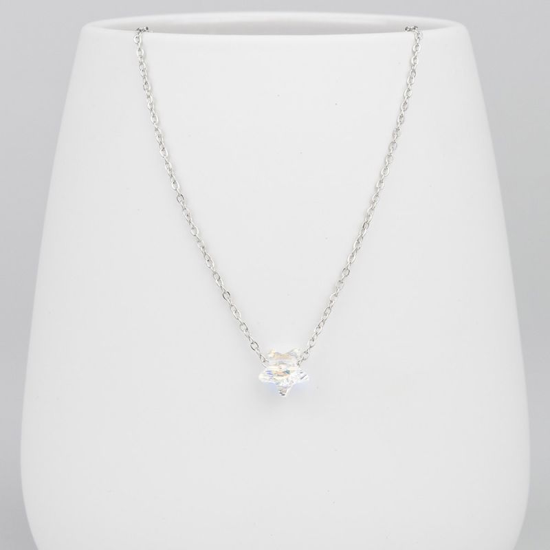 Нежно колие със звезда кристал Swarovski  Aurora Boreale