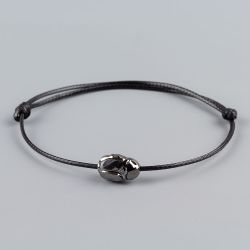 Черна гривна със сребърен скарабей кристал Swarovski elements