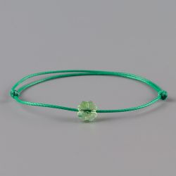 Зелена гривна амулет с детелина кристал Swarovski Peridot