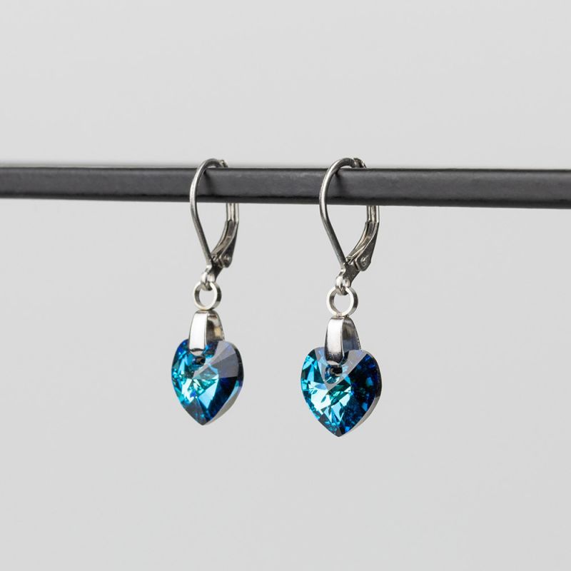Висящи обеци със сърца кристал Swarovski Bermuda Blue